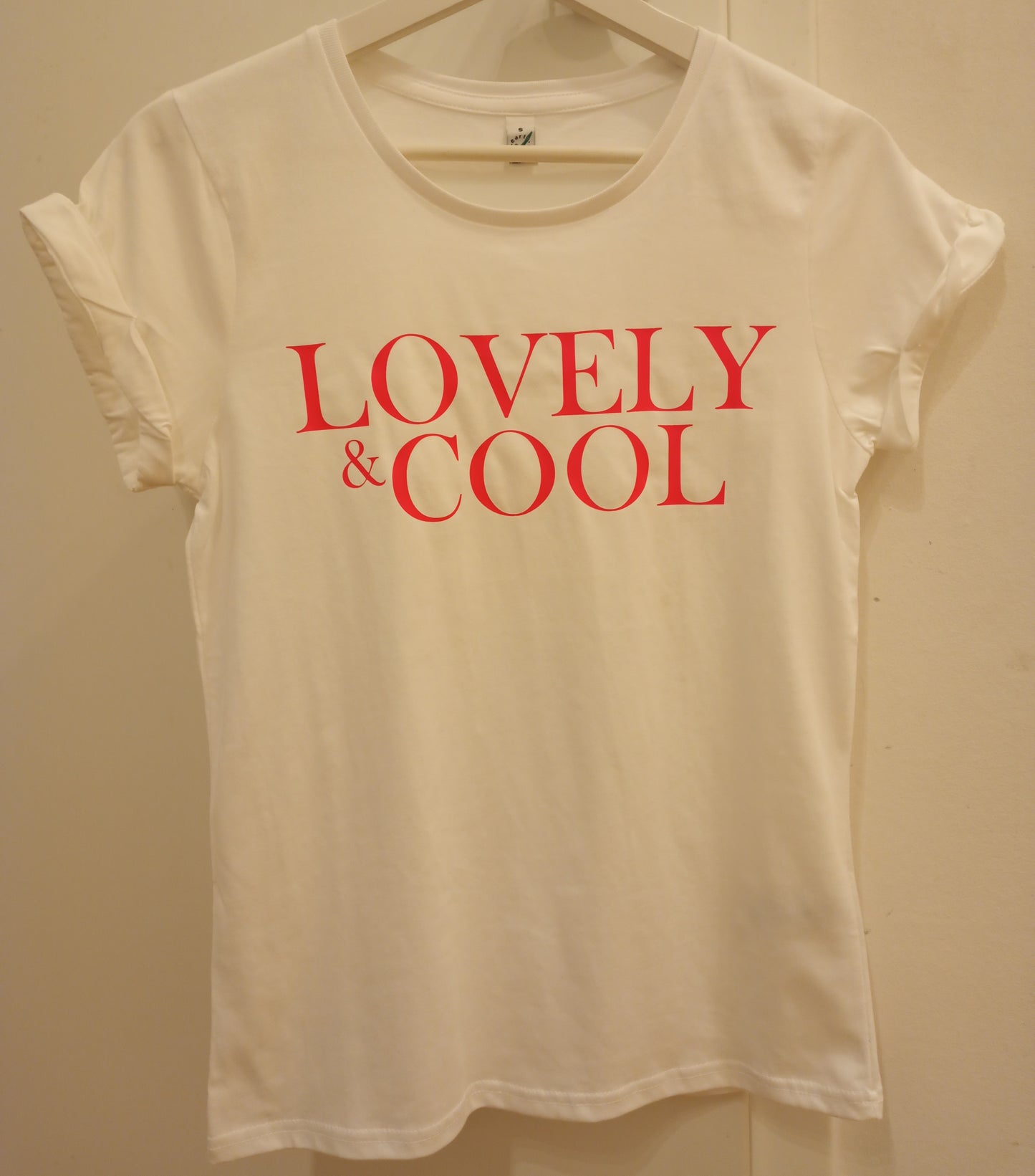 Statement Shirt LOVELY & COOL mit Neonprint